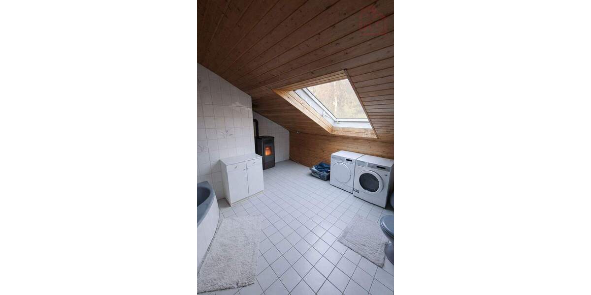 Mehrfamilienhaus, Wohnhaus Dillingen / Diefflen Diefflen - 4 Zimmer, 170 m&sup2;, 219.000&euro; | Angebot:25835440