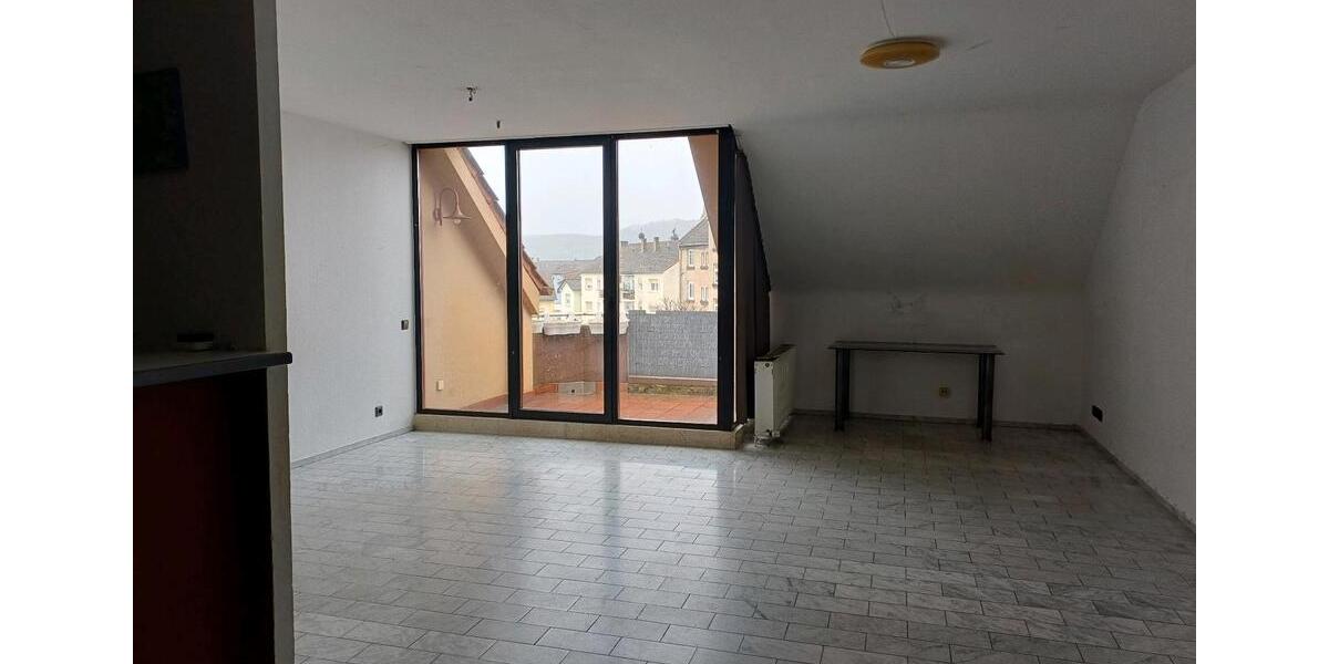 Etagenwohnung Völklingen - 5 Zimmer, 105 m&sup2;, 980&euro; | Angebot:25964523