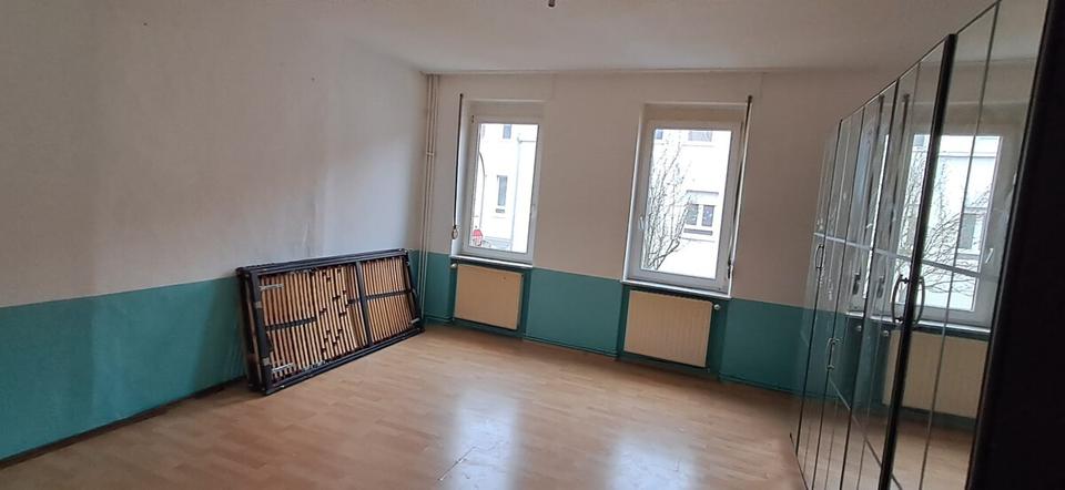 Etagenwohnung Völklingen - 2 Zimmer, 85 m&sup2;, 660&euro; | Angebot:23874172