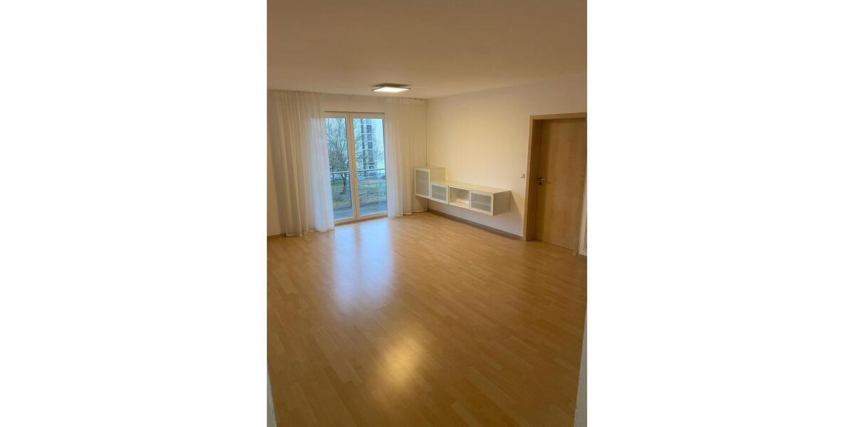 Etagenwohnung Wadgassen - 2 Zimmer, 70 m&sup2;, 890&euro; | Angebot:25945407