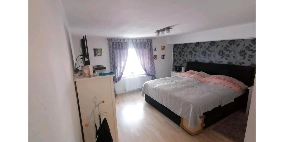 Reihenhaus Saarlouis - 4 Zimmer, 120 m&sup2;, 180.000&euro; | Angebot:26634220