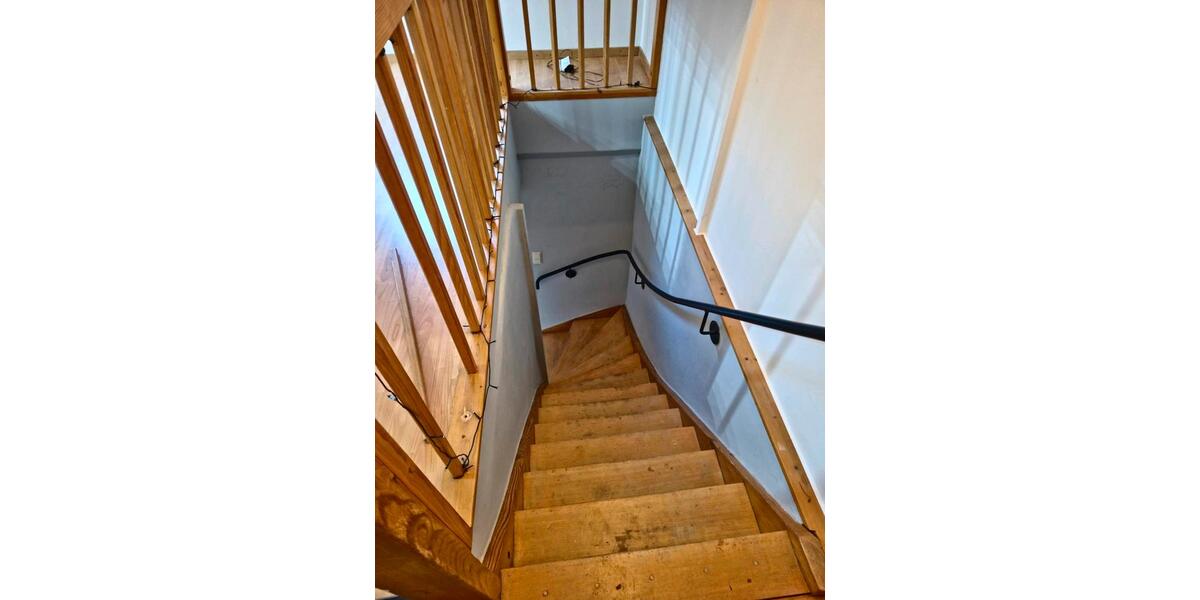 Dachgeschoßwohnung Saarbrücken Neue Bremm - 1 Zimmer, 53 m&sup2;, 450&euro; | Angebot:25268843