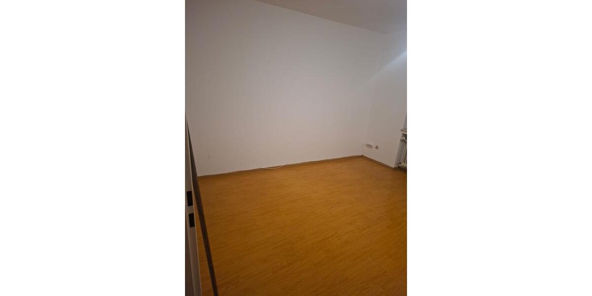 Doppelhaushälfte Völklingen - 4 Zimmer, 90 m&sup2;, 85.000&euro; | Angebot:25636890