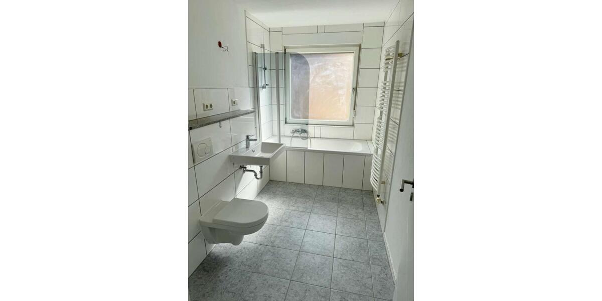 Etagenwohnung Sulzbach (Saar) - 3 Zimmer, 72 m&sup2;, 118.000&euro; | Angebot:25749862