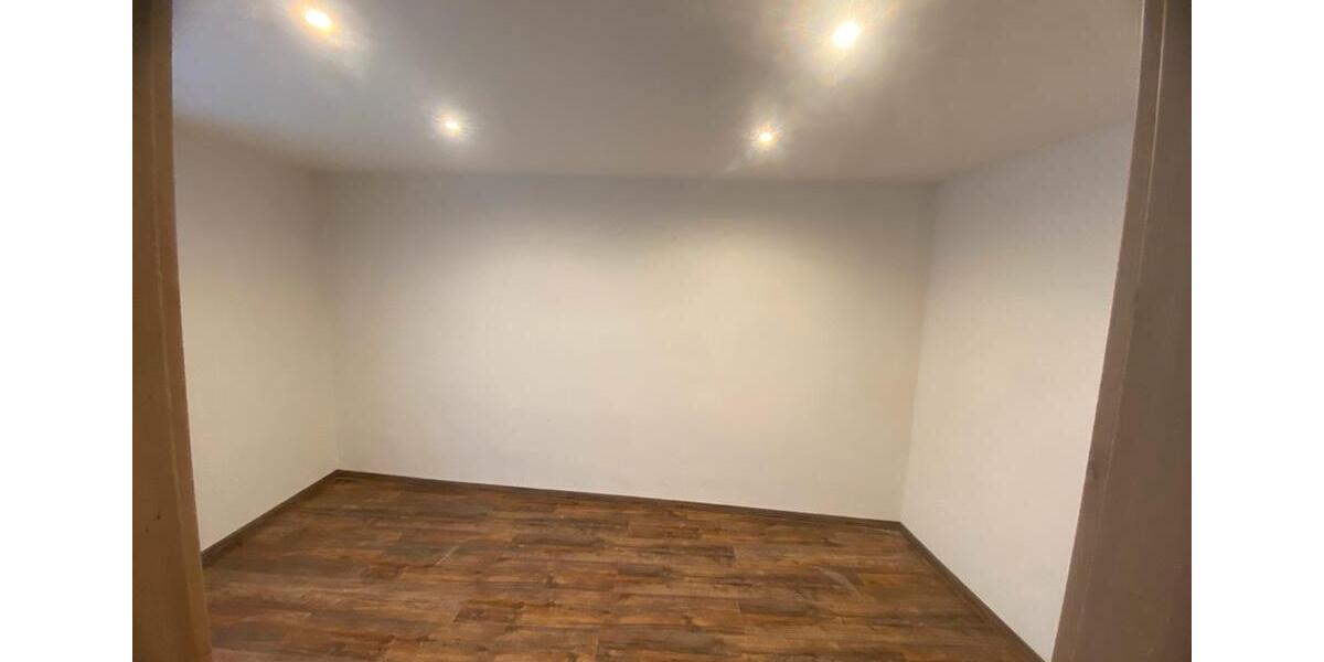 Etagenwohnung Dillingen (Saar) - 2 Zimmer, 85 m&sup2;, 755&euro; | Angebot:26701786