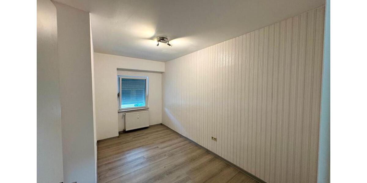 Erdgeschoßwohnung Illingen - 3 Zimmer, 65 m&sup2;, 650&euro; | Angebot:26525232