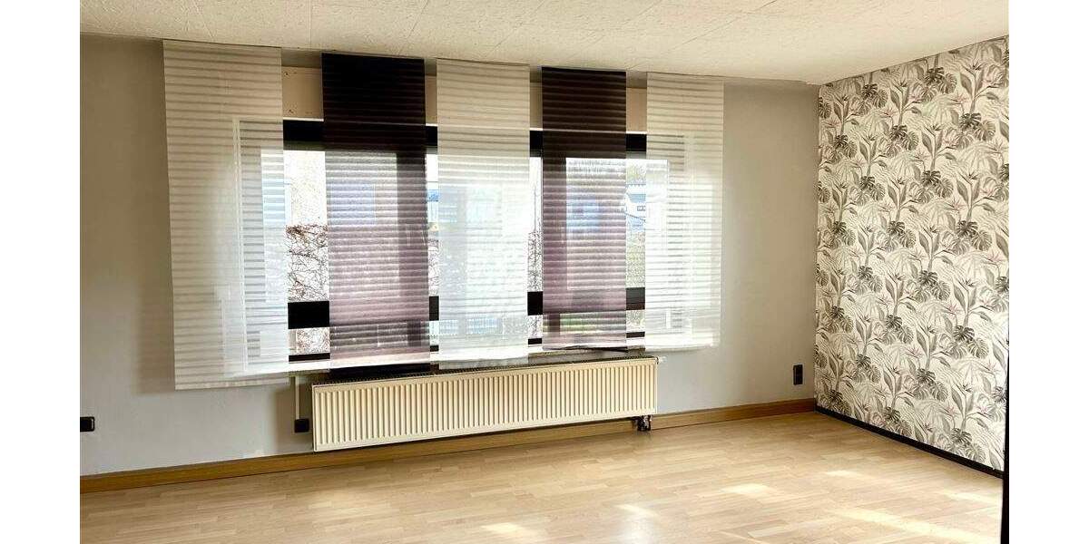 Etagenwohnung Illingen Illingen - 3 Zimmer, 85 m&sup2;, 550&euro; | Angebot:25880093