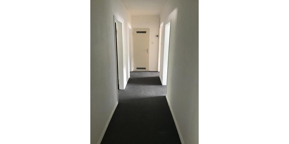Etagenwohnung Saarbrücken Neue Bremm - 3 Zimmer, 70 m&sup2;, 780&euro; | Angebot:26603876