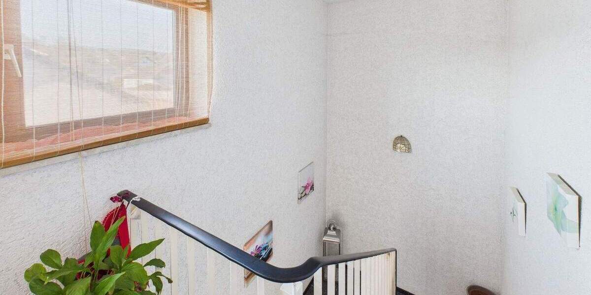 Etagenwohnung Überherrn Altforweiler - 3 Zimmer, 107 m&sup2;, 125.000&euro; | Angebot:25879116