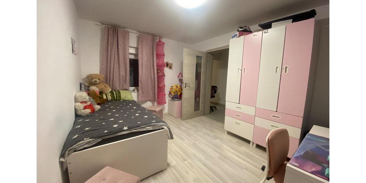 Reihenhaus Schwalbach - 5 Zimmer, 150 m&sup2;, 289.000&euro; | Angebot:26234193