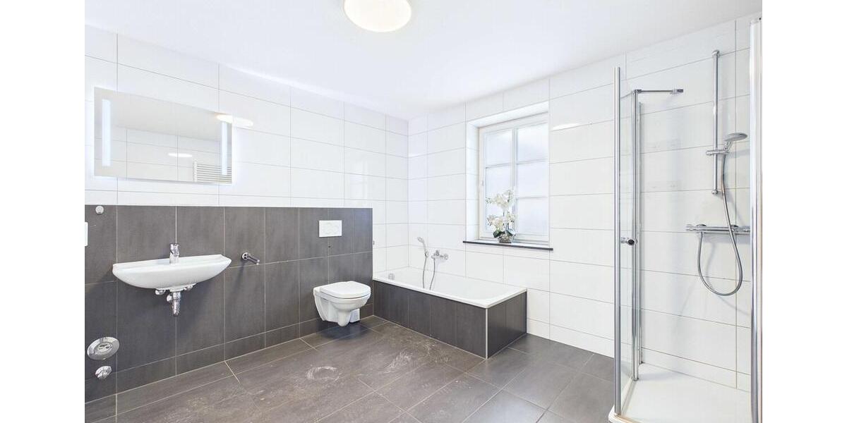 Etagenwohnung Saarlouis - 3 Zimmer, 117 m&sup2;, 1.150&euro; | Angebot:25782412