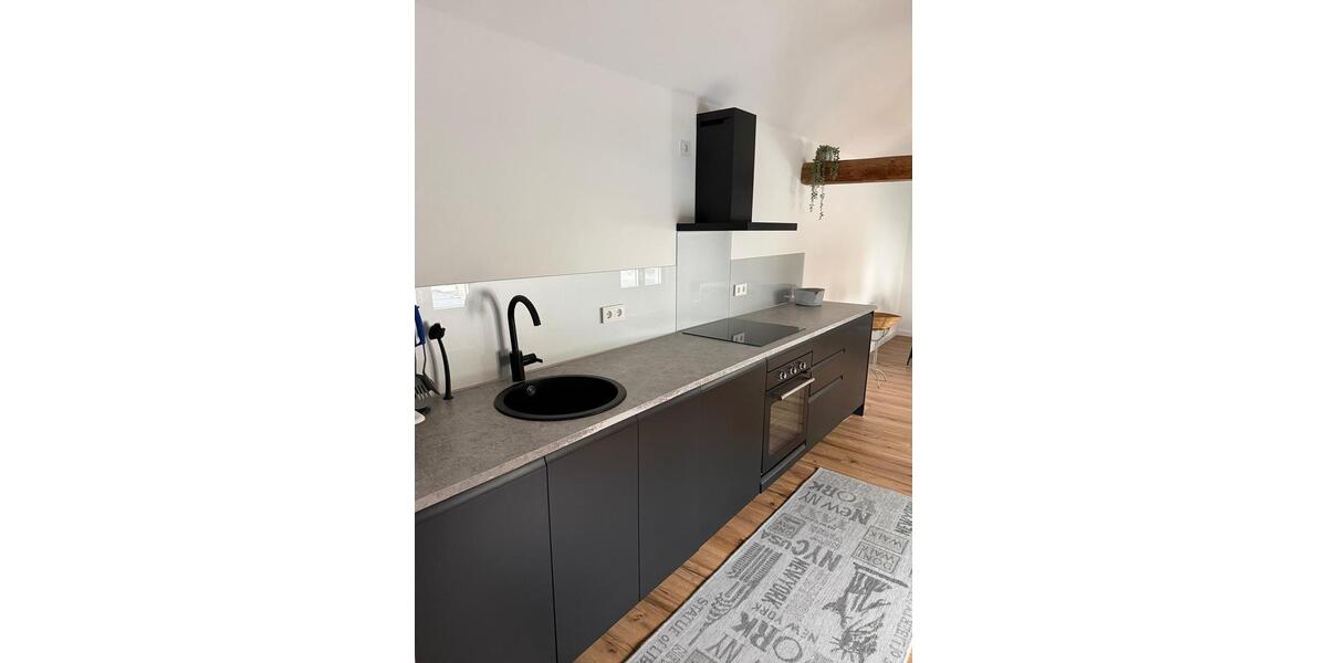 Dachgeschoßwohnung Homburg - 3 Zimmer, 100 m&sup2;, 1.300&euro; | Angebot:24848263