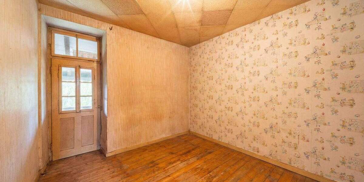 Einfamilienhaus Hornbach - 1 Zimmer, 290 m&sup2;, 160.000&euro; | Angebot:25691436