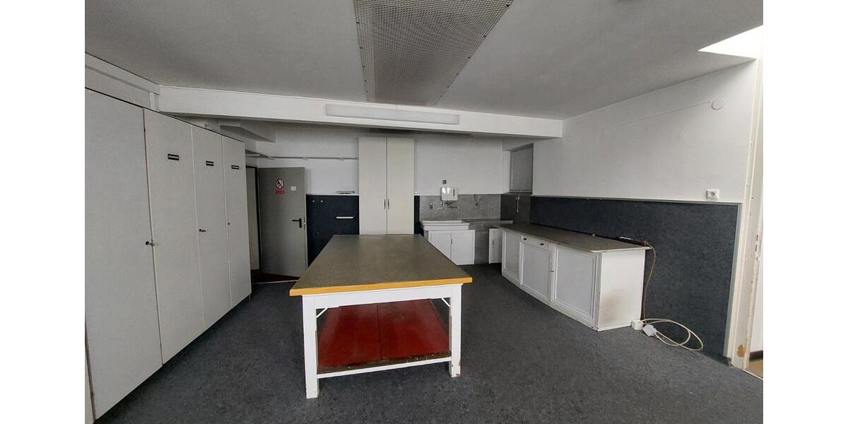 Gewerbeobjekt Sankt Ingbert - 1.800&euro; | Angebot:25540391