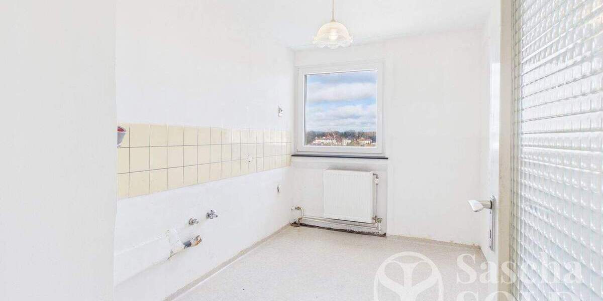 Helle 4ZKB Wohnung mit Weitblick - Südwest-Loggia und Garage - in Dudweiler - Etagenwohnung Saarbrücken Dudweiler | Angebot:25289682