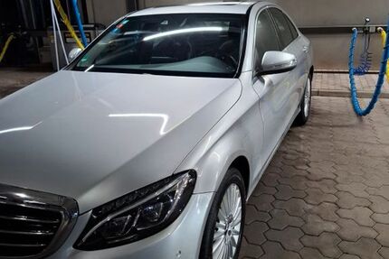 Mercedes-Benz C 220 298.000 km 14.900 &euro; Saarbrücken 66111
