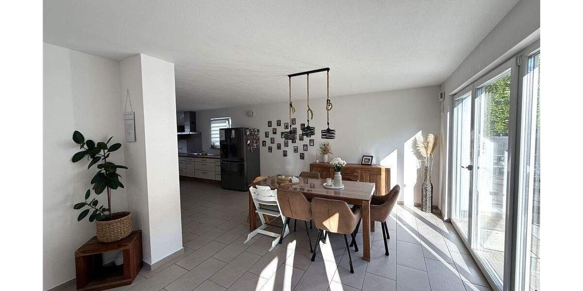 Einfamilienhaus Völklingen Ludweiler - 4 Zimmer, 145 m&sup2;, 389.000&euro; | Angebot:25661337