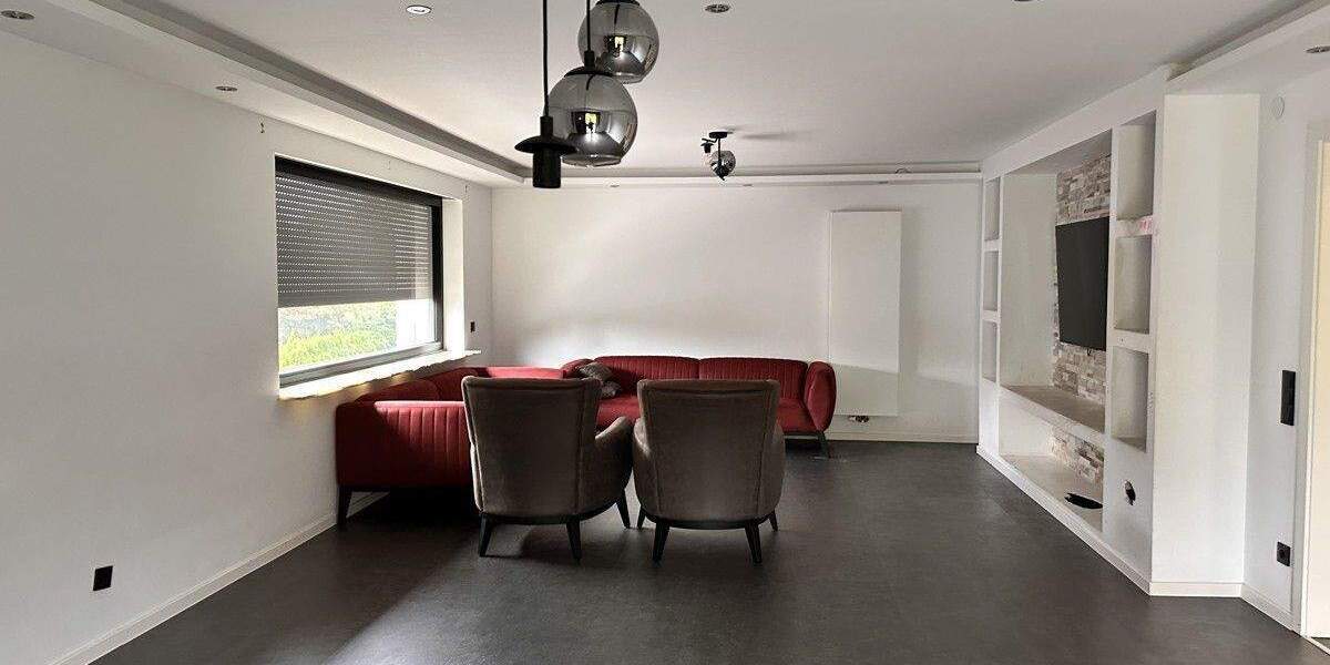 Mehrfamilienhaus, Wohnhaus Püttlingen - 7 Zimmer, 211 m&sup2;, 479.000&euro; | Angebot:25736186