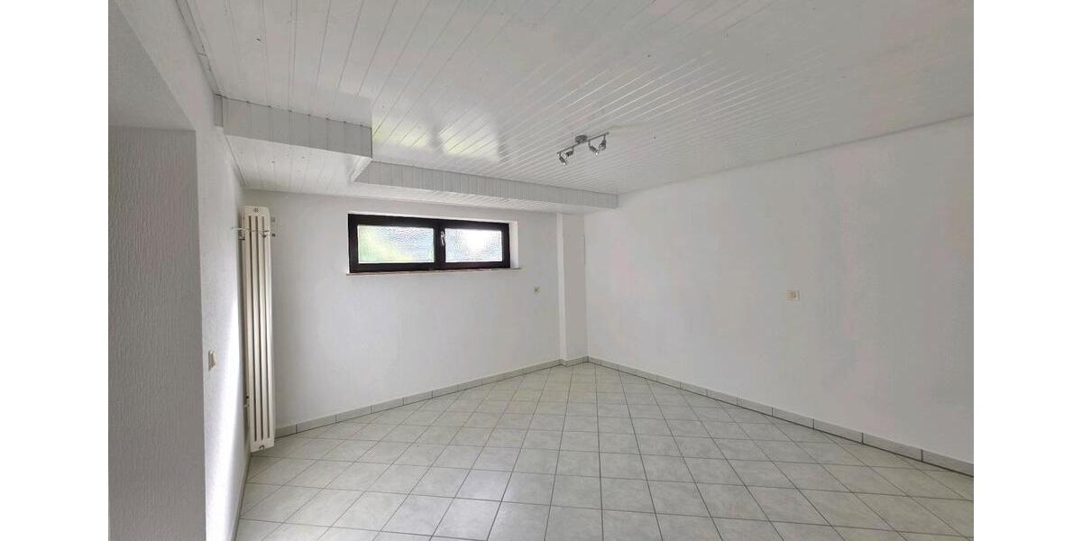 Etagenwohnung Lebach - 3 Zimmer, 94 m&sup2;, 630&euro; | Angebot:26700919