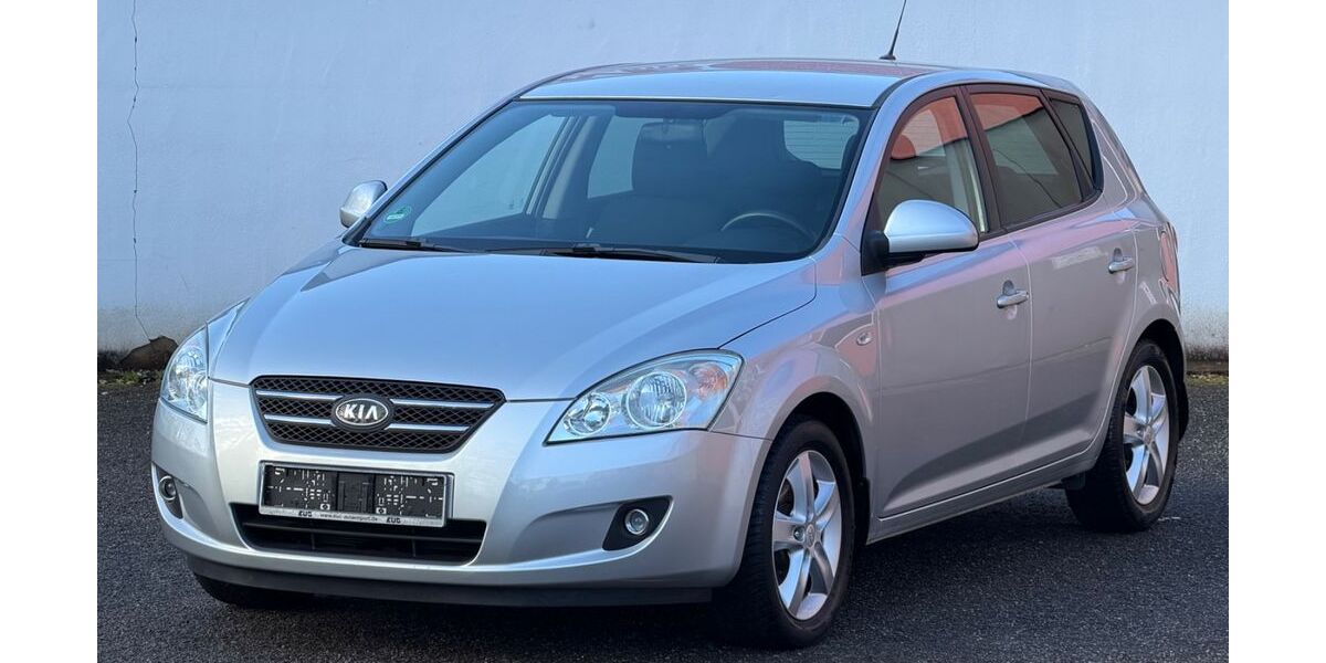 Kia ceed / Ceed 173.000 km 2.499 &euro; Völklingen 66333