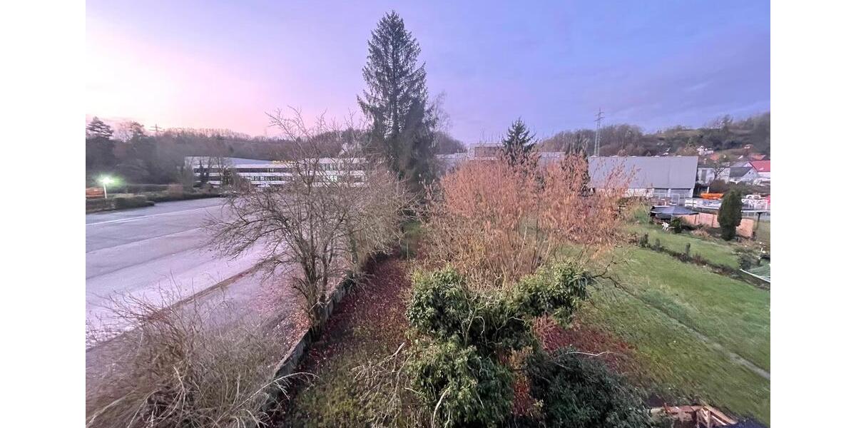 Etagenwohnung Zweibrücken - 4 Zimmer, 100 m&sup2;, 1.000&euro; | Angebot:23689511