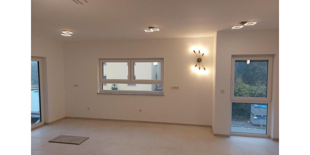Einfamilienhaus Homburg - 8 Zimmer, 180 m&sup2;, 1.890&euro; | Angebot:26665565
