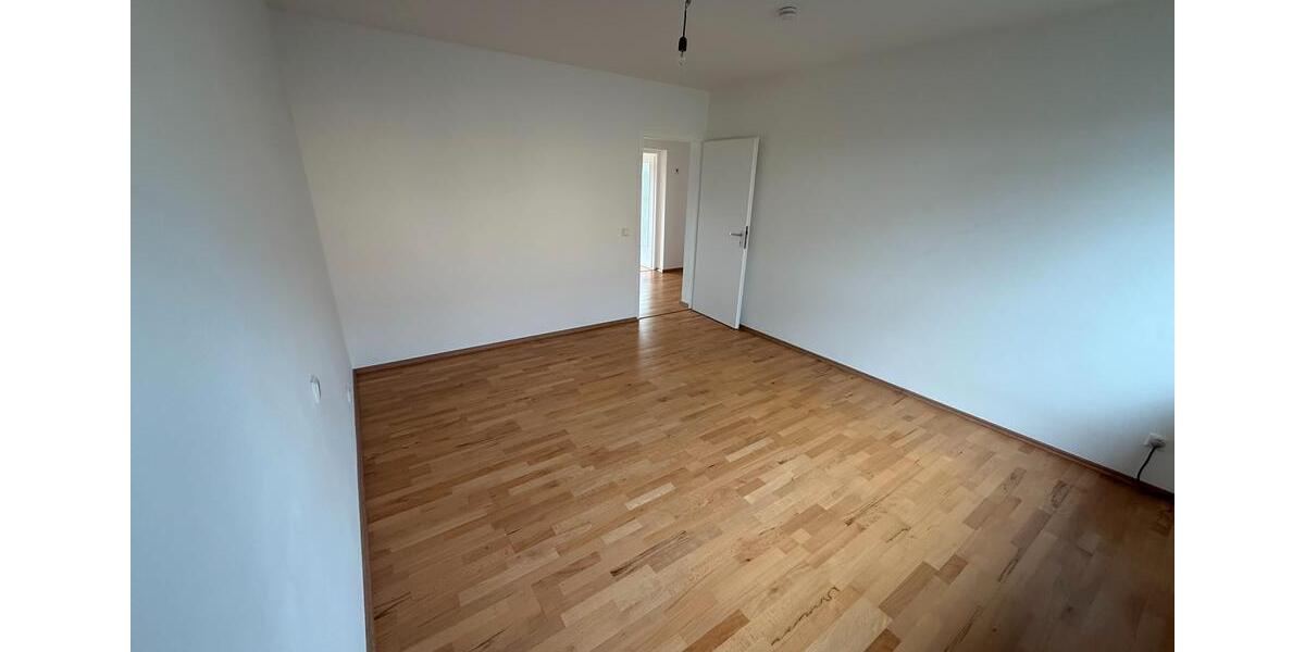 Etagenwohnung Lebach - 3 Zimmer, 80 m&sup2;, 600&euro; | Angebot:26634089