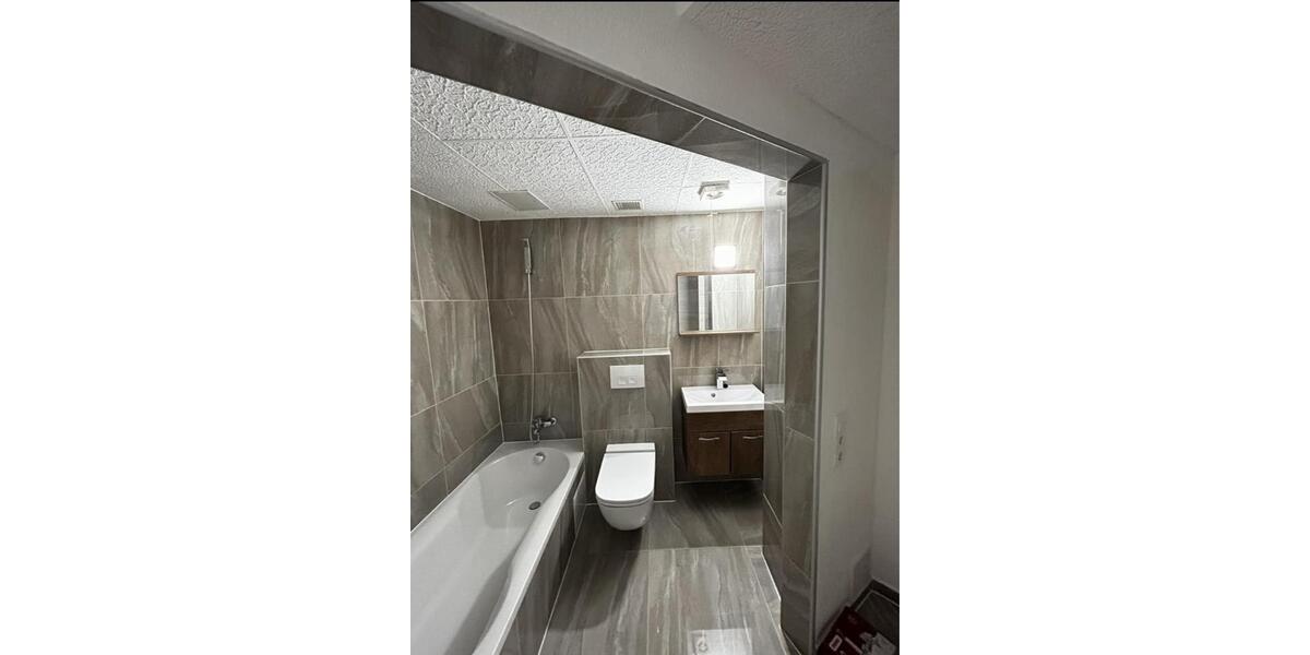 Erdgeschoßwohnung Homburg - 4 Zimmer, 120 m&sup2;, 850&euro; | Angebot:25881914