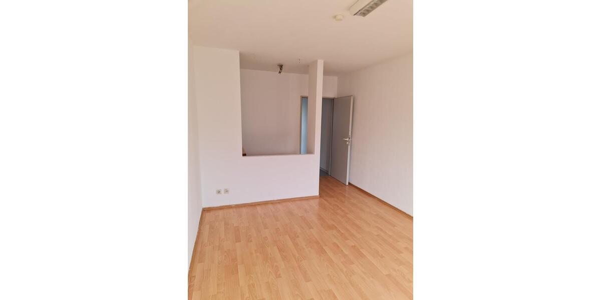 Etagenwohnung Ensdorf - 1 Zimmer, 30 m&sup2;, 320&euro; | Angebot:25569458