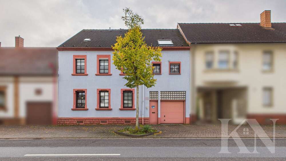 Einfamilienhaus Kirkel - 8 Zimmer, 198 m&sup2;, 225.000&euro; | Angebot:23522889