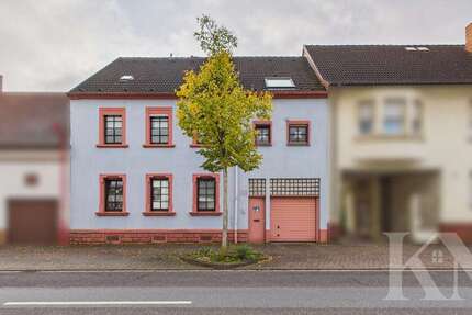 Haus Kirkel - 8 Zimmer, 198 m&sup2;, 225.000&euro; | Angebot:23522889