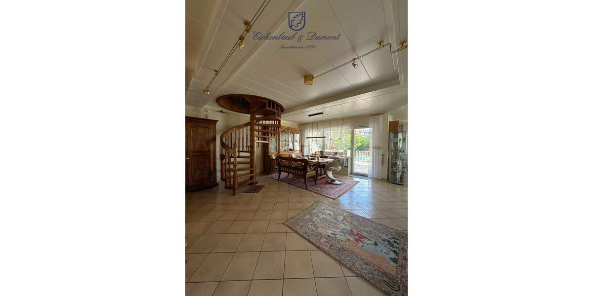 Mehrfamilienhaus, Wohnhaus Schwalbach - 8 Zimmer, 217 m&sup2;, 490.000&euro; | Angebot:25779317