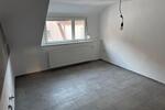 Dachgeschoßwohnung Neunkirchen - 3.5 Zimmer, 80 m&sup2;, 650&euro; | Angebot:25930216