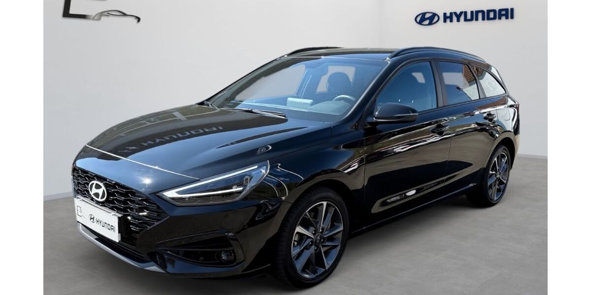 Hyundai i30 25.359 km 20.990 &euro; Schiffweiler 66578