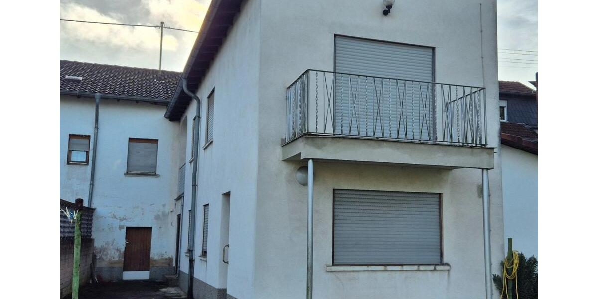 Doppelhaushälfte Rehlingen-Siersburg Siersburg - 10 Zimmer, 205 m&sup2;, 185.000&euro; | Angebot:23355864