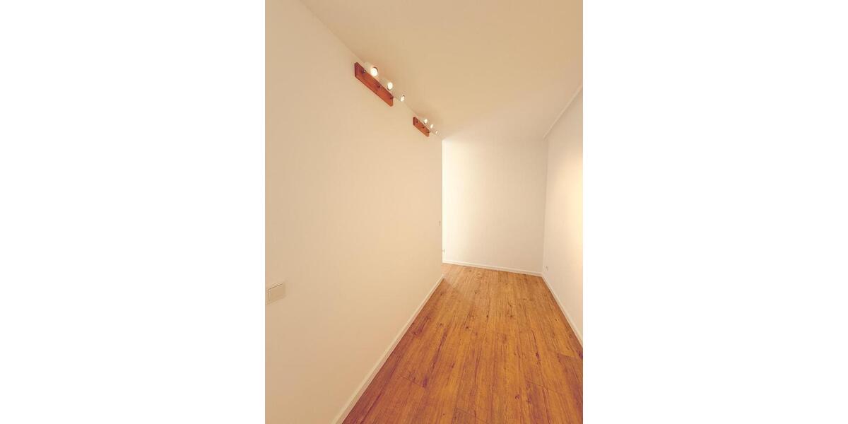 Etagenwohnung Wadgassen - 4 Zimmer, 100 m&sup2;, 950&euro; | Angebot:25751176