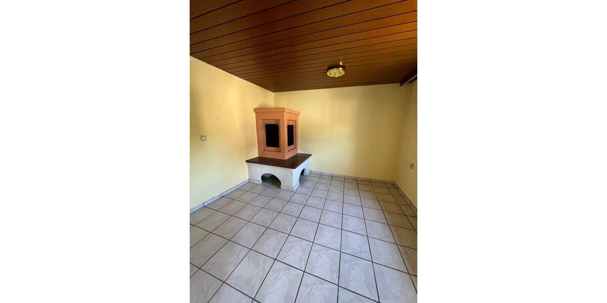 Mehrfamilienhaus, Wohnhaus Spiesen-Elversberg Elversberg - 7 Zimmer, 150 m&sup2;, 140.000&euro; | Angebot:25769640