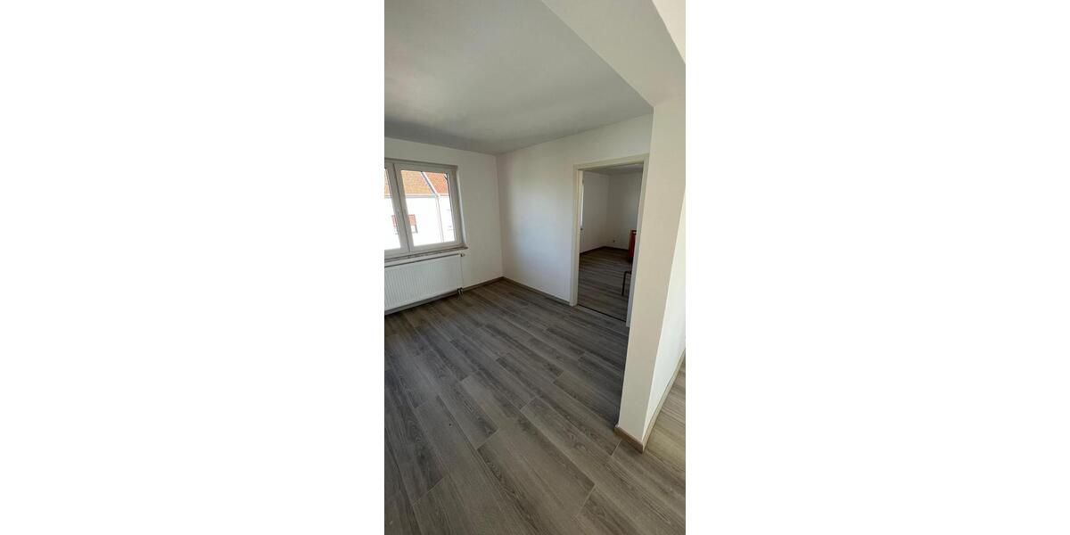 Mehrfamilienhaus, Wohnhaus Püttlingen - 8 Zimmer, 185 m&sup2;, 429.000&euro; | Angebot:26039301
