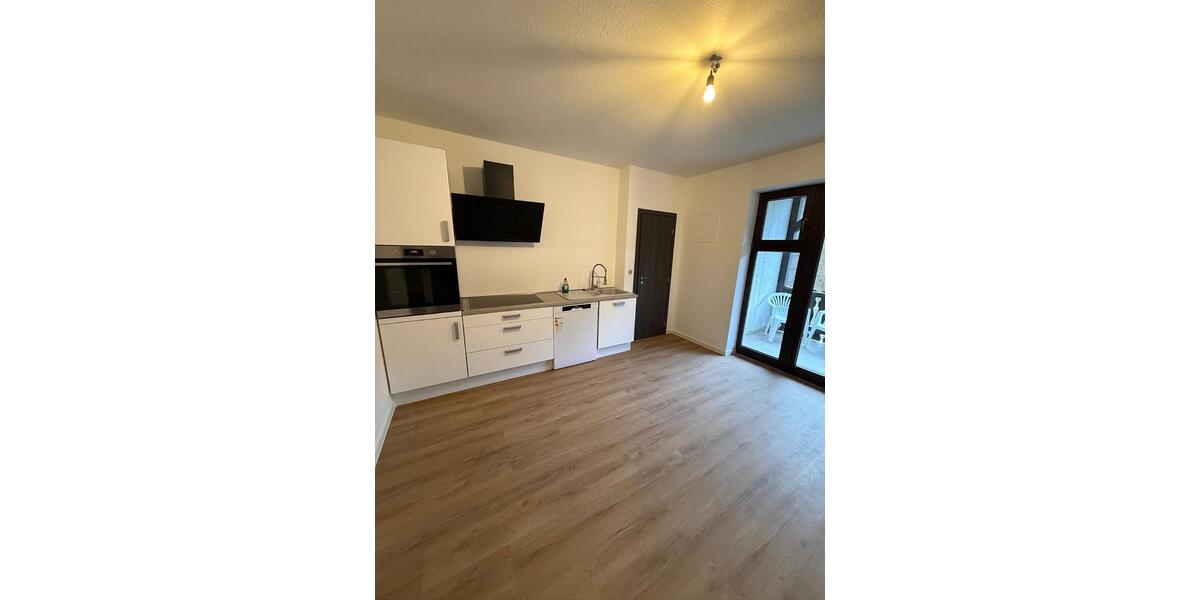 Etagenwohnung Großrosseln - 4 Zimmer, 101 m&sup2;, 980&euro; | Angebot:25757323
