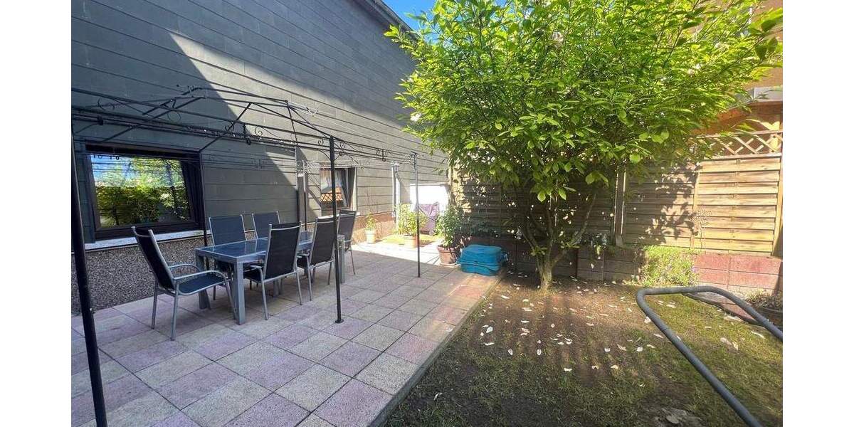 Reihenmittelhaus Friedrichsthal - 8 Zimmer, 200 m&sup2;, 197.000&euro; | Angebot:25686436