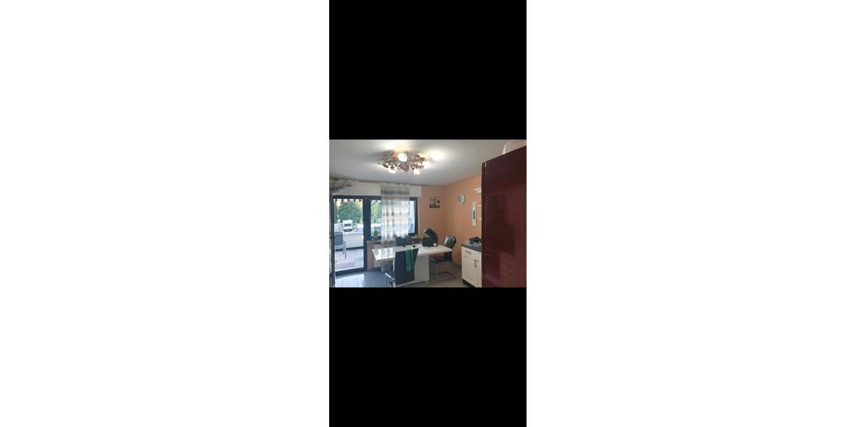 Etagenwohnung Saarbrücken Scheidt - 4 Zimmer, 125 m&sup2;, 1.099&euro; | Angebot:25998934