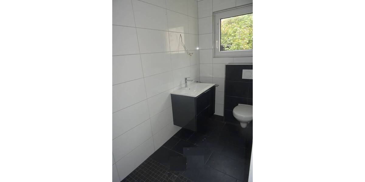 Mehrfamilienhaus, Wohnhaus Völklingen Luisenthal - 5 Zimmer, 112 m&sup2;, 136.000&euro; | Angebot:26017433