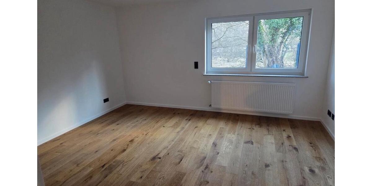 Erdgeschoßwohnung Waldmohr - 3 Zimmer, 125 m&sup2;, 1.450&euro; | Angebot:25651797
