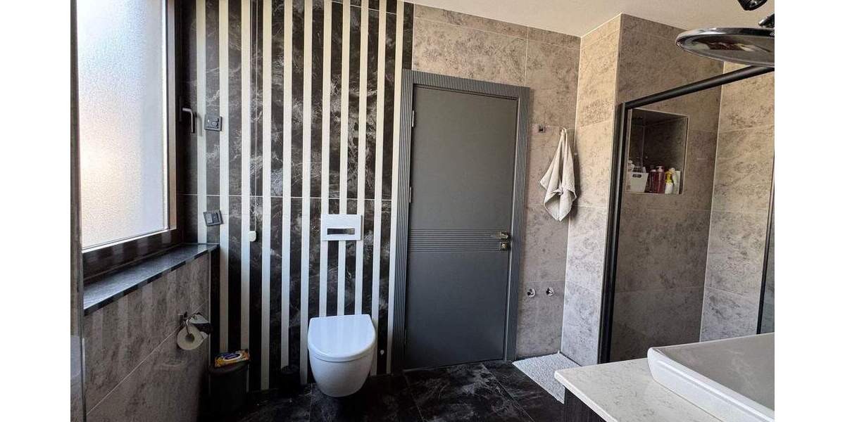 Bellevue Saarbrücken - hochwertig & energetisch saniertes 3-Parteien-Haus zu verkaufen - Mehrfamilienhaus, Wohnhaus Saarbrücken Alt-Saarbrücken | Angebot:24485624