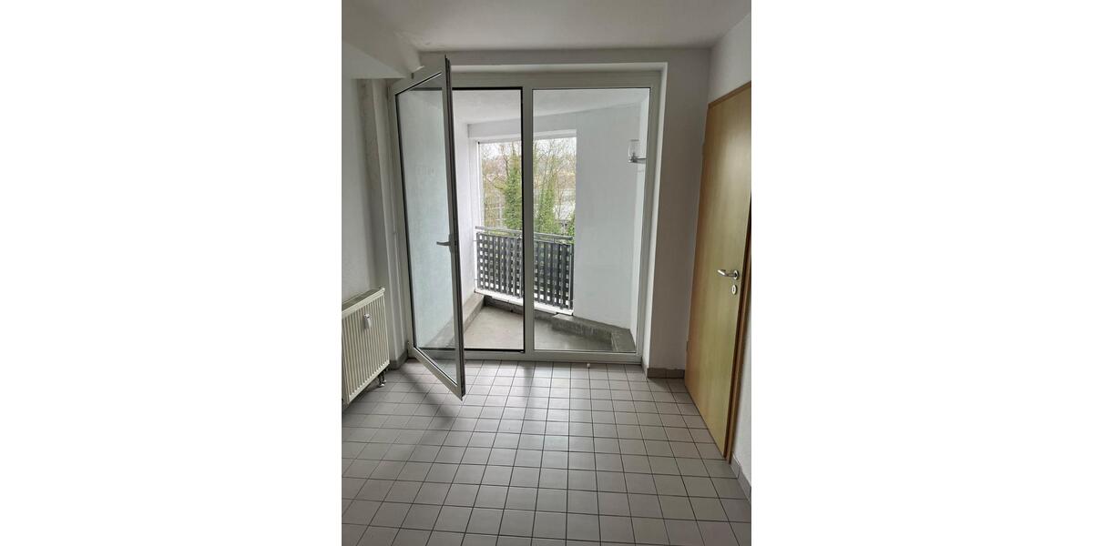 Etagenwohnung Saarbrücken West - 2 Zimmer, 60 m&sup2;, 476&euro; | Angebot:25509779