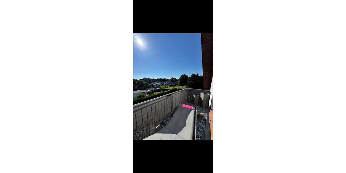 Dachgeschoßwohnung Überherrn - 3 Zimmer, 75 m&sup2;, 750&euro; | Angebot:26588205