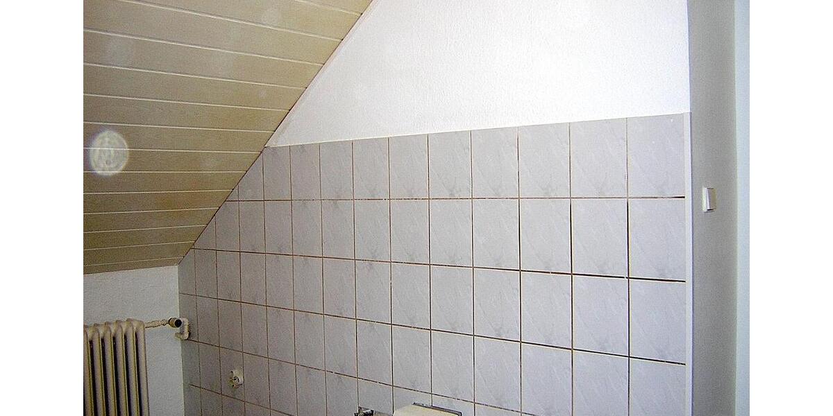 Dachgeschoßwohnung Saarbrücken St. Arnual - 2 Zimmer, 54 m&sup2;, 392&euro; | Angebot:25960925