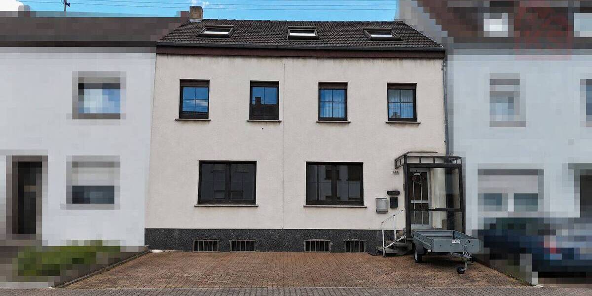 Reihenmittelhaus Saarlouis Roden - 9 Zimmer, 209 m&sup2;, 239.000&euro; | Angebot:26740496
