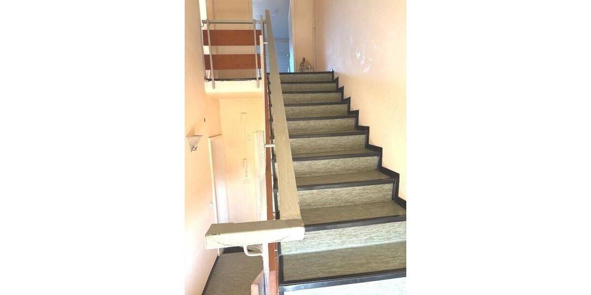 Terrassenwohnung Schwalbach Hülzweiler - 5 Zimmer, 120 m&sup2;, 198.000&euro; | Angebot:25667217