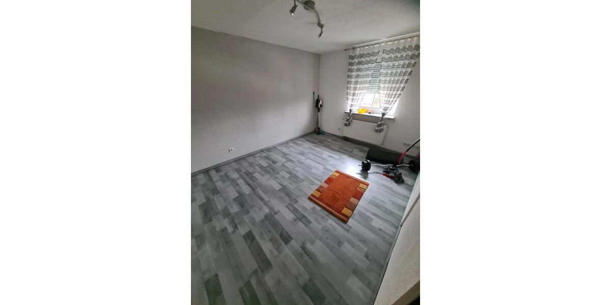 Reihenhaus Wadgassen - 3 Zimmer, 95 m&sup2;, 195.000&euro; | Angebot:25956808